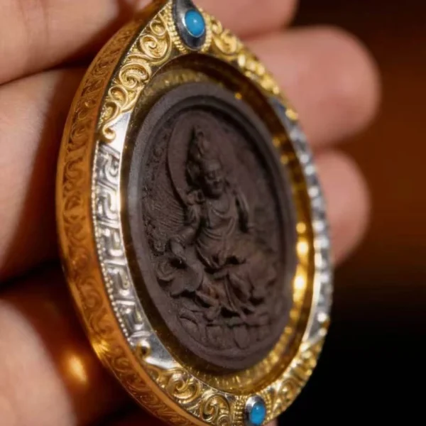 Yellow Jambhala Wealth Amulet Pendant